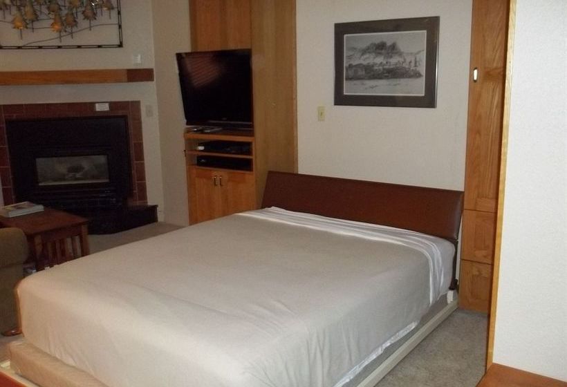 Iron Horse Resort  | Winter Park | Colorado | United States 11