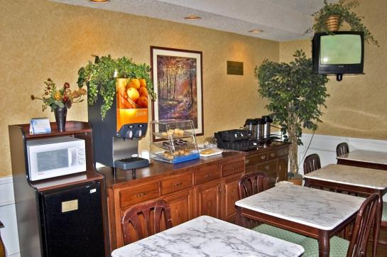 Hotel Super 8 Statesboro  | Statesboro | Georgia | United States 1