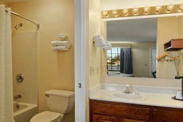 Hotel Travelodge Commerce  | Commerce | Georgia | United States 15