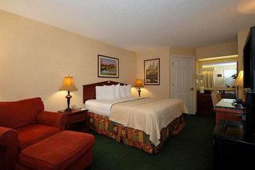 Hotel Jameson Inn  | Cheraw | South Carolina | United States 15