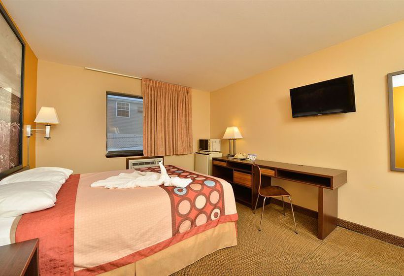 Hotel Super 8 Rochester South Broadway  | Rochester | Minnesota | United States 5