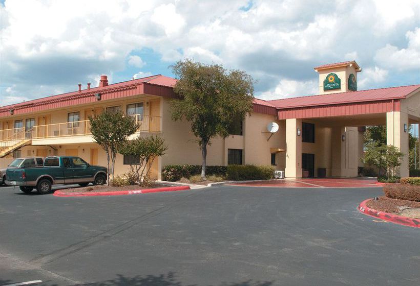 Hotel La Quinta Inn San Marcos San Marcos