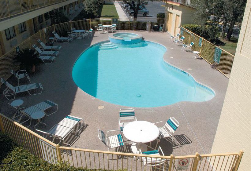 Hotel La Quinta Inn San Marcos  | San Marcos | Texas | United States 5