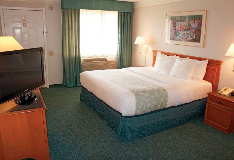 Hotel La Quinta Inn San Marcos  | San Marcos | Texas | United States 9