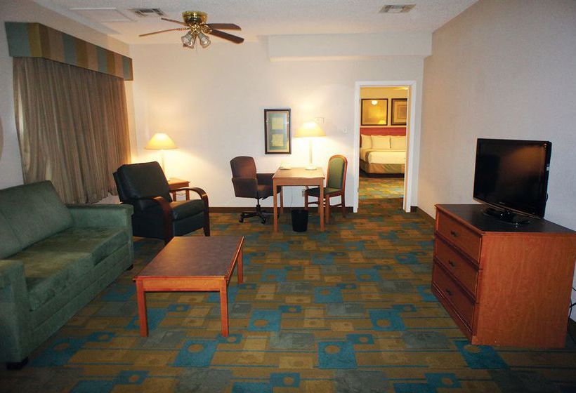 Hotel La Quinta Inn & Suites Austin Round Rock North  | Round Rock | Texas | United States 11