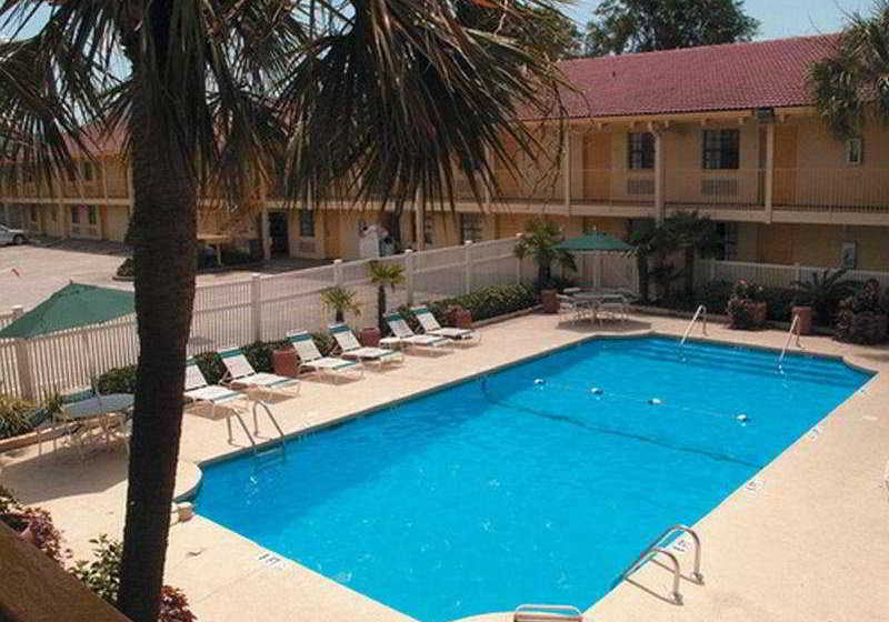 Hotel La Quinta Inn Charleston North  | Charleston | South Carolina | United States 16