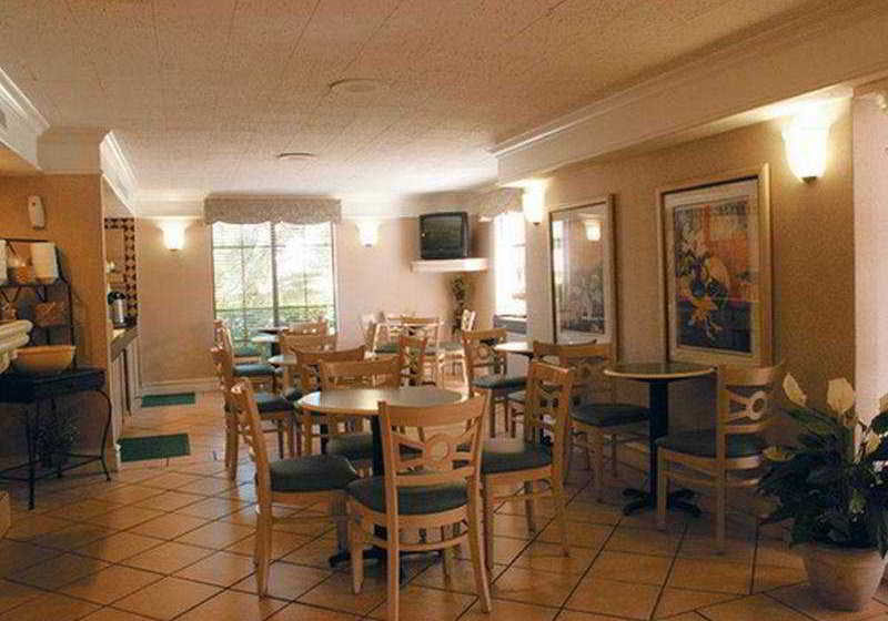 Hotel La Quinta Inn Charleston North  | Charleston | South Carolina | United States 18