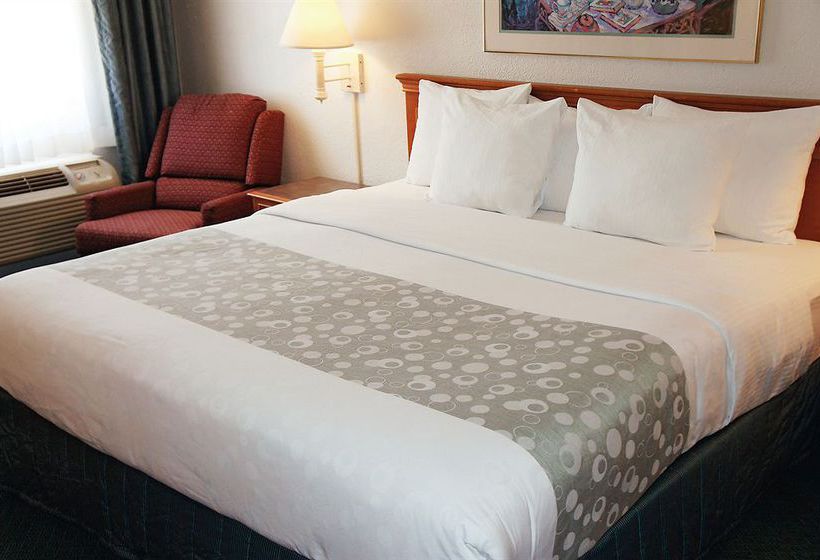 Hotel La Quinta Inn Charleston North  | Charleston | South Carolina | United States 2