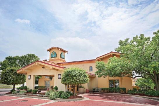 Hotel La Quinta Inn Merrillville  | Merrillville | Indiana | United States 19
