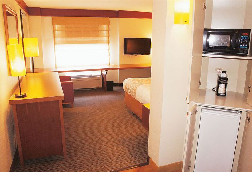 Hotel La Quinta Inn & Suites  | Norman | Oklahoma | United States 14