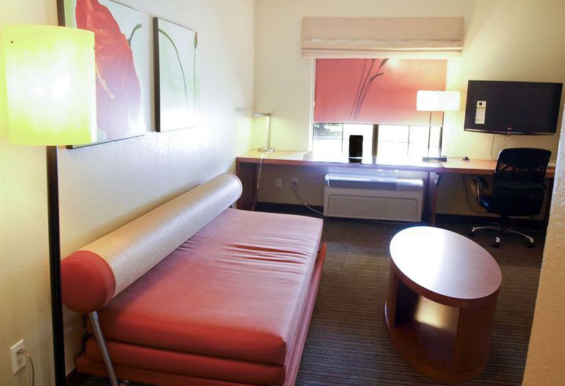 Hotel La Quinta Inn & Suites  | Norman | Oklahoma | United States 18