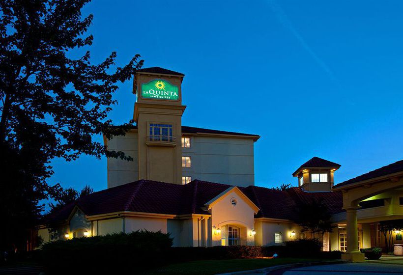 Hotel La Quinta Inn & Suites Greensboro  | Greensboro | North Carolina | United States 10