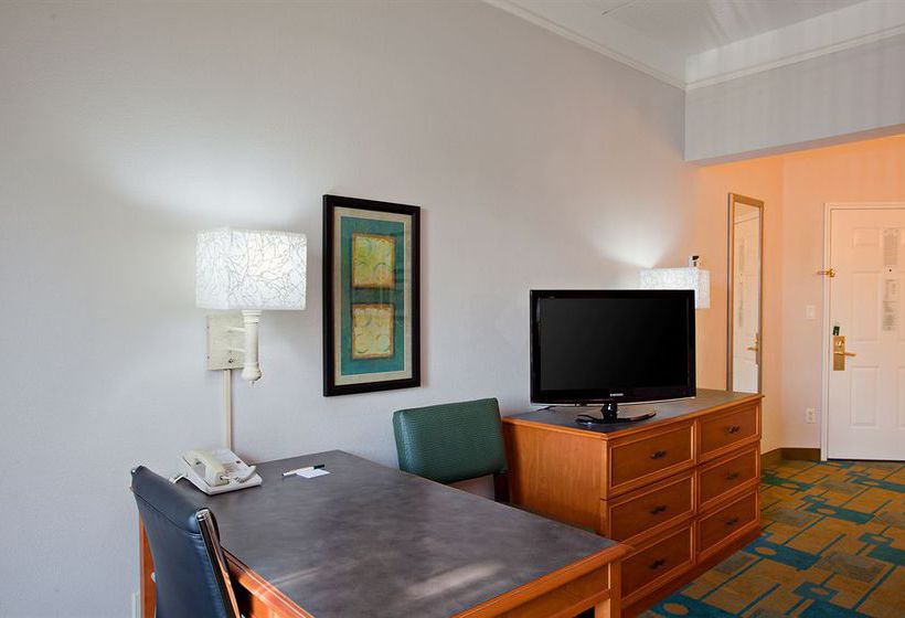 Hotel La Quinta Inn & Suites Greensboro  | Greensboro | North Carolina | United States 18