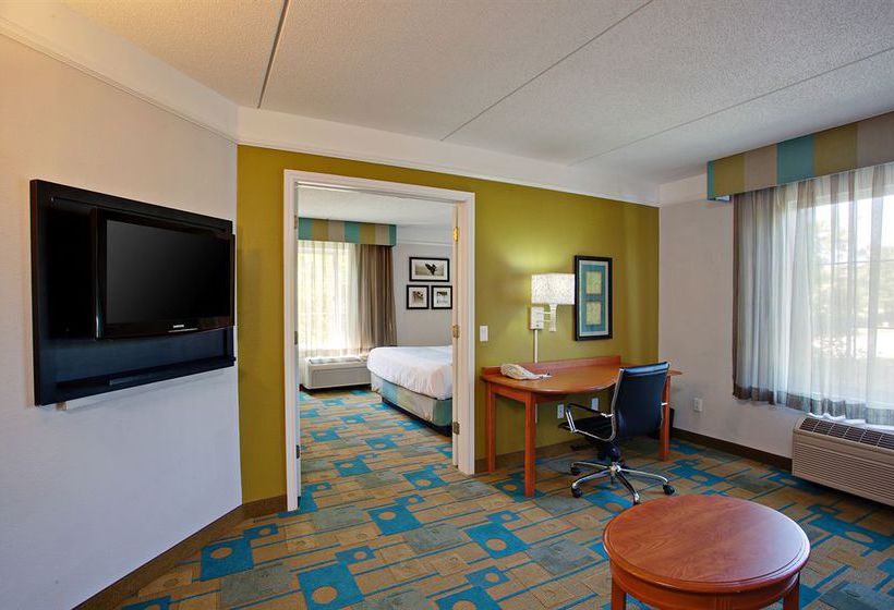 Hotel La Quinta Inn & Suites Greensboro  | Greensboro | North Carolina | United States 5