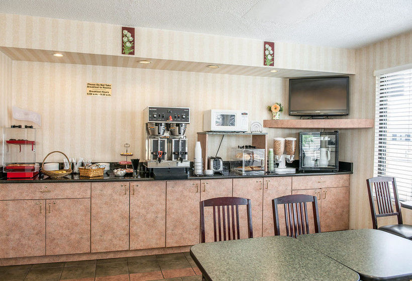 Hotel Econo Lodge Lebanon 