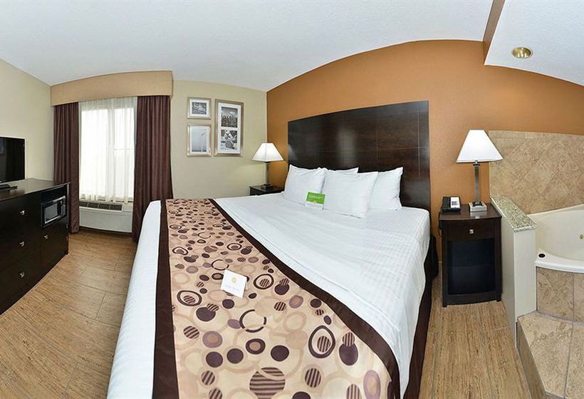 Hotel Baymont Inn & Suites Greenwood