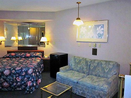 Hotel Lees Inn & Suites Richmond  | Richmond | Indiana | United States 4
