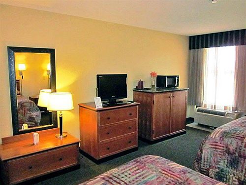 Hotel Lees Inn & Suites Richmond  | Richmond | Indiana | United States 6