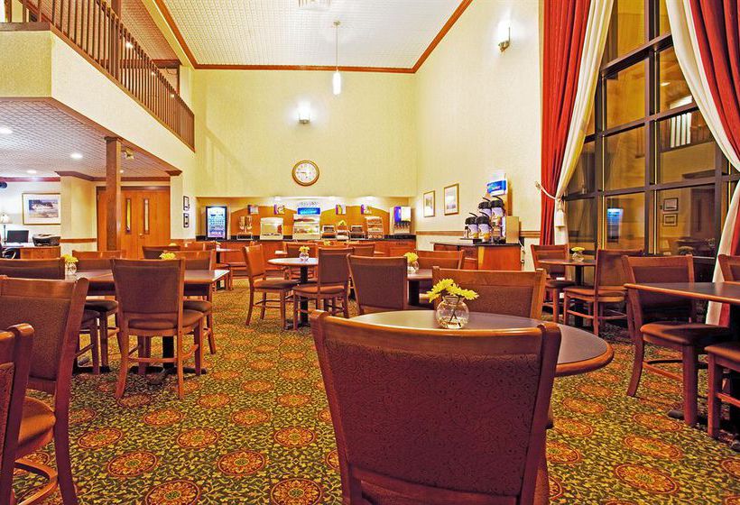 Hotel Holiday Inn Express Grand Rapids Airport   | Grand Rapids | Michigan | United States 13