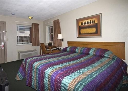 Hotel Econo Lodge Inn & Suites Lafayette  | Lafayette | Louisiana | United States 2
