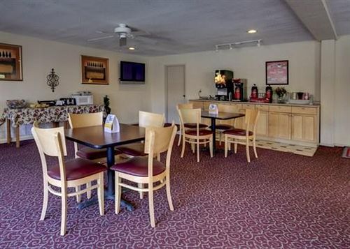 Hotel Econo Lodge Inn & Suites Lafayette  | Lafayette | Louisiana | United States 6