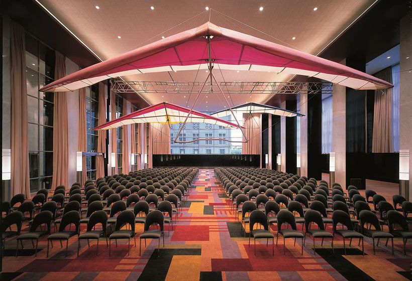 Loews Philadelphia Hotel 