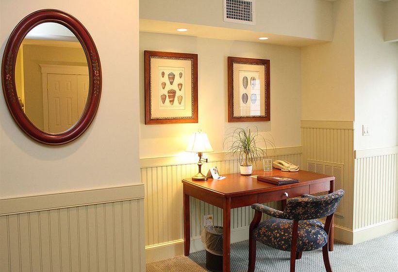 Hotel Lord Camden Inn  | Camden | Maine | United States 5
