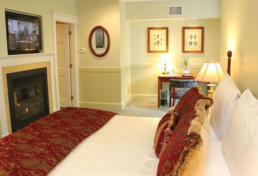 Hotel Lord Camden Inn  | Camden | Maine | United States 9