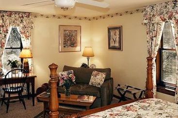 Lovill House Inn Bed & Breakfast  | Boone | North Carolina | United States 1