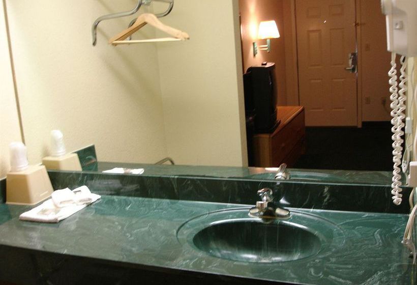 Hotel Luxury Inn  | Forrest City | Arkansas | United States 3
