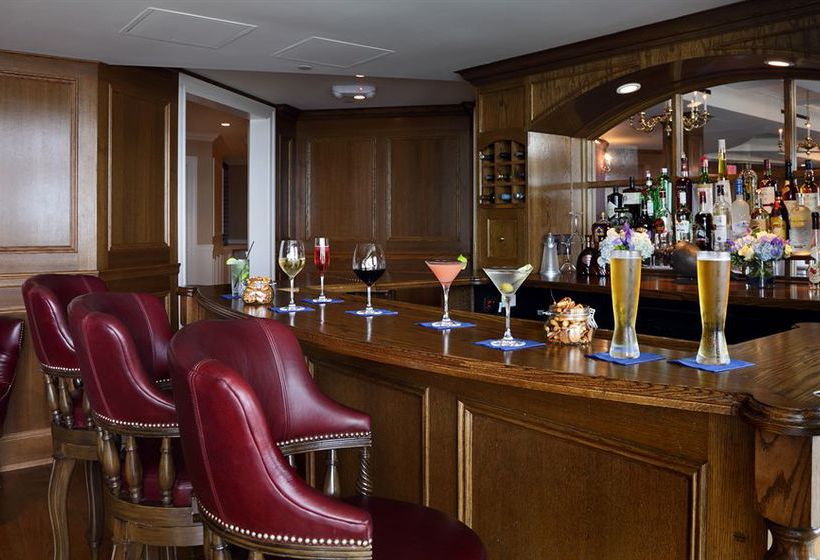 Madison Beach Hotel Curio Collection by Hilton 	  | Madison | Connecticut | United States 9