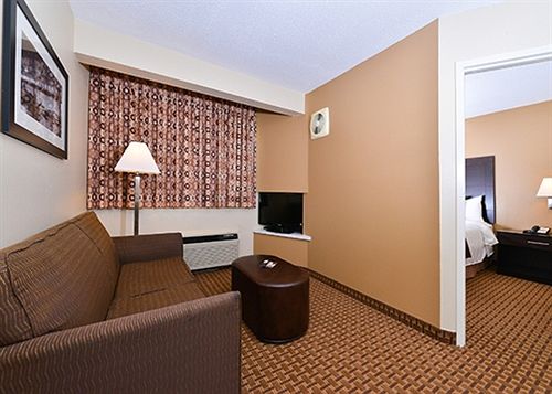 Hotel MainStay Suites Chattanooga  | Chattanooga | Tennessee | United States 17