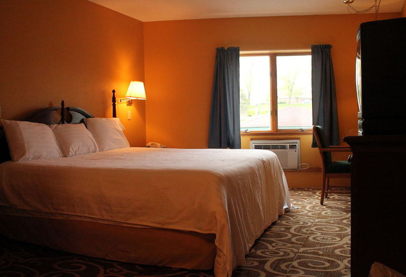 Hotel Manistee Inn & Marina  | Manistee | Michigan | United States 10