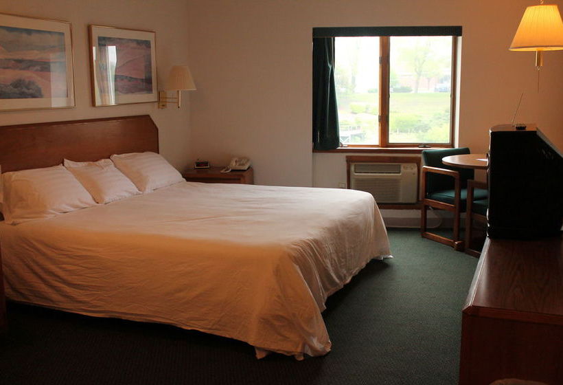 Hotel Manistee Inn & Marina  | Manistee | Michigan | United States 8