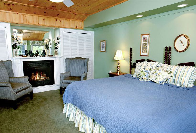 Bed and Breakfast The Manor on Golden Pond Bed&Breakfast  | Holderness | New Hampshire | United States 14