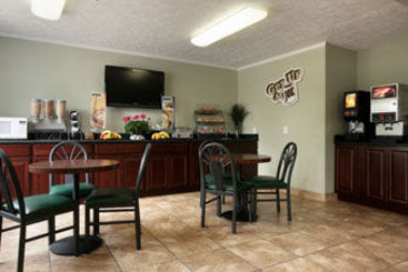 Wilson I-95 & US 264 Microtel Inn  | Wilson | North Carolina | United States 4