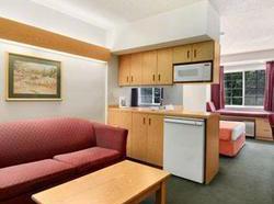 Microtel Inn & Suites Tupelo  | Tupelo | Mississippi | United States 4