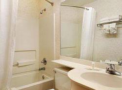 Microtel Inn & Suites Tupelo  | Tupelo | Mississippi | United States 5