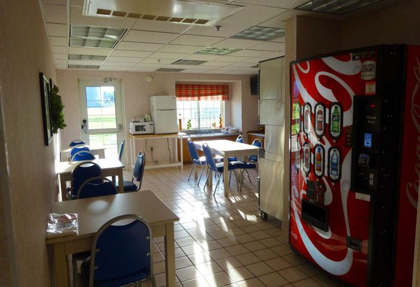 Hotel Sunset Inn & Suites  | Maryville | Missouri | United States 11