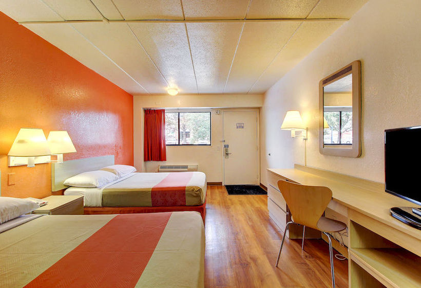 Motel 6 York  | York | Pennsylvania | United States 11