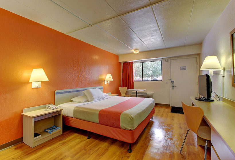 Motel 6 York  | York | Pennsylvania | United States 13
