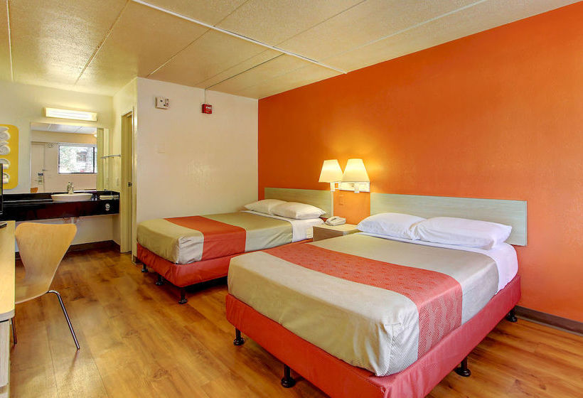 Motel 6 York  | York | Pennsylvania | United States 14