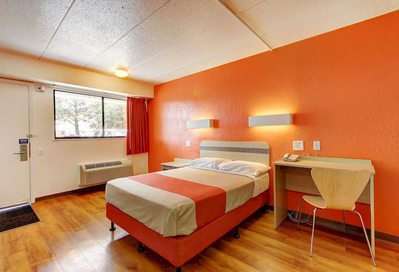Motel 6 York  | York | Pennsylvania | United States 17