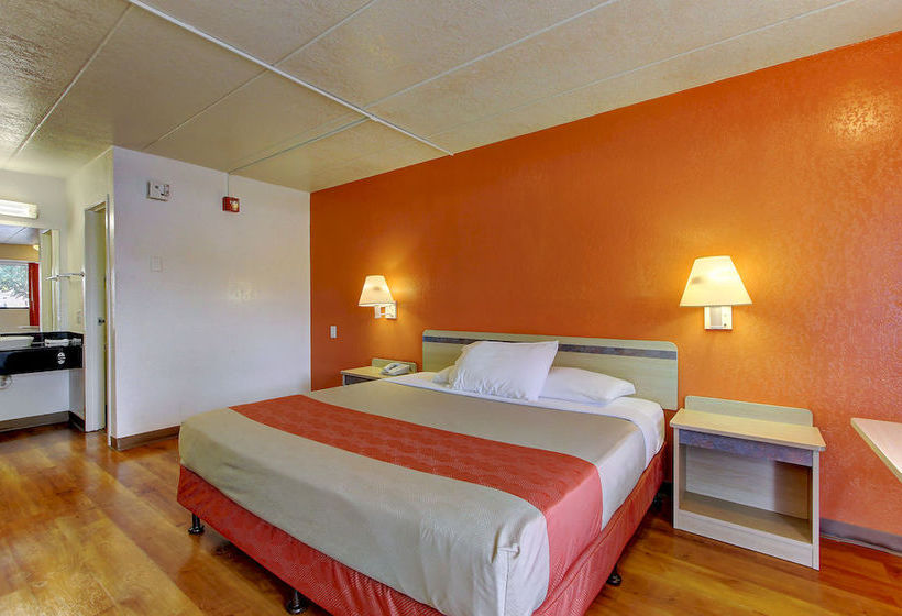 Motel 6 York  | York | Pennsylvania | United States 8