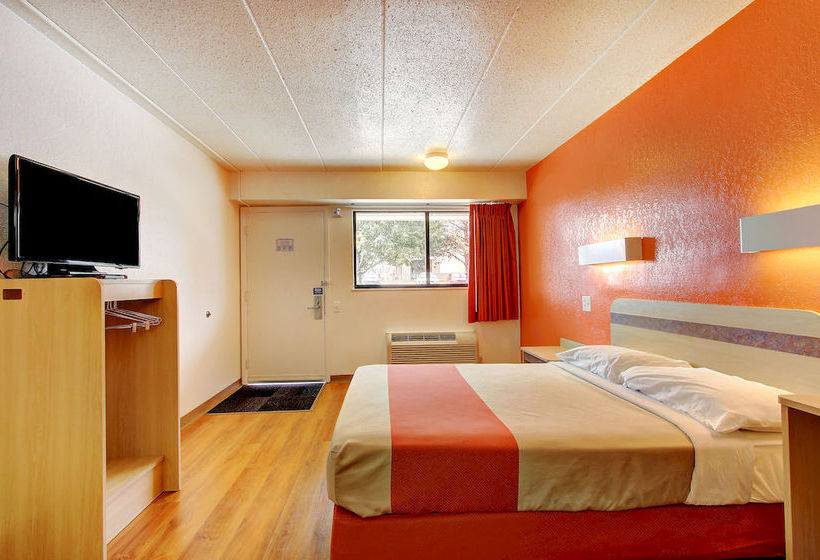 Motel 6 York  | York | Pennsylvania | United States 9