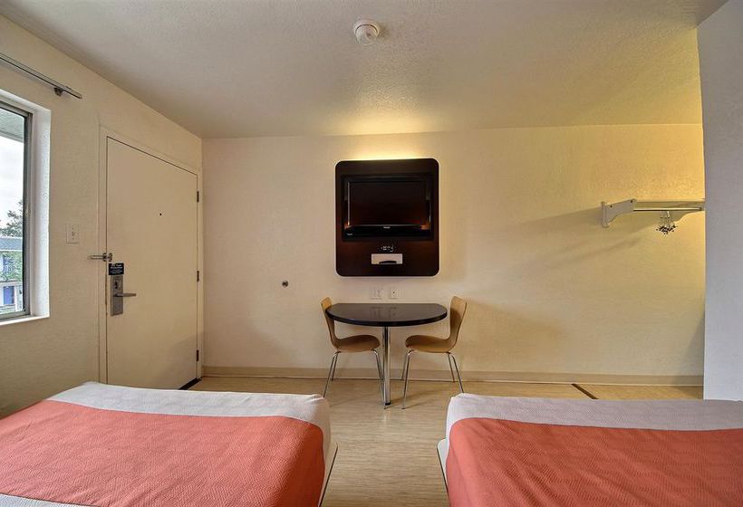 Motel 6  | San Marcos | Texas | United States 10
