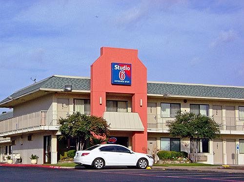 Motel Studio 6 Dallas-Grand Prairie  | Grand Prairie | Texas | United States 3