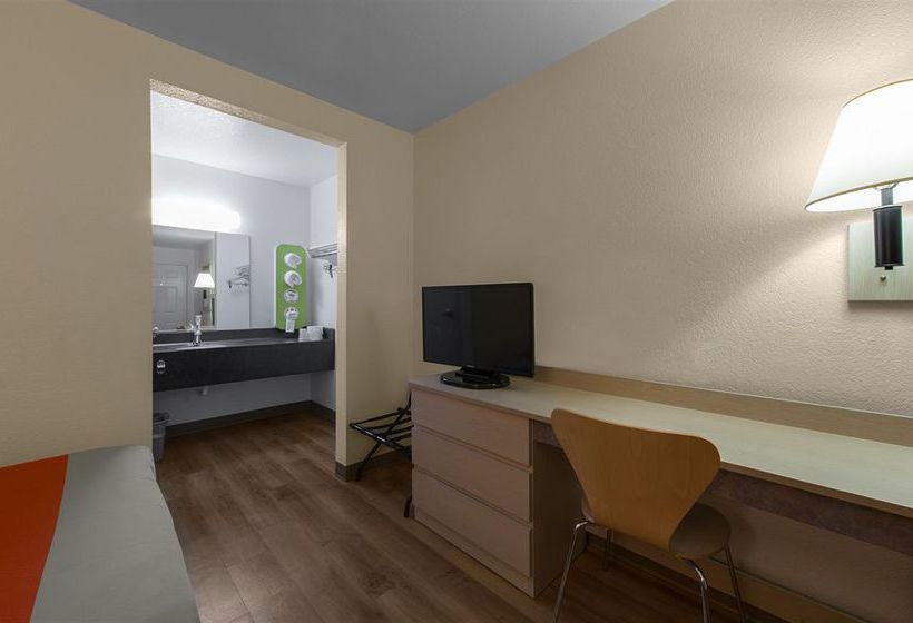 Motel 6 Brattleboro  | Brattleboro | Vermont | United States 4