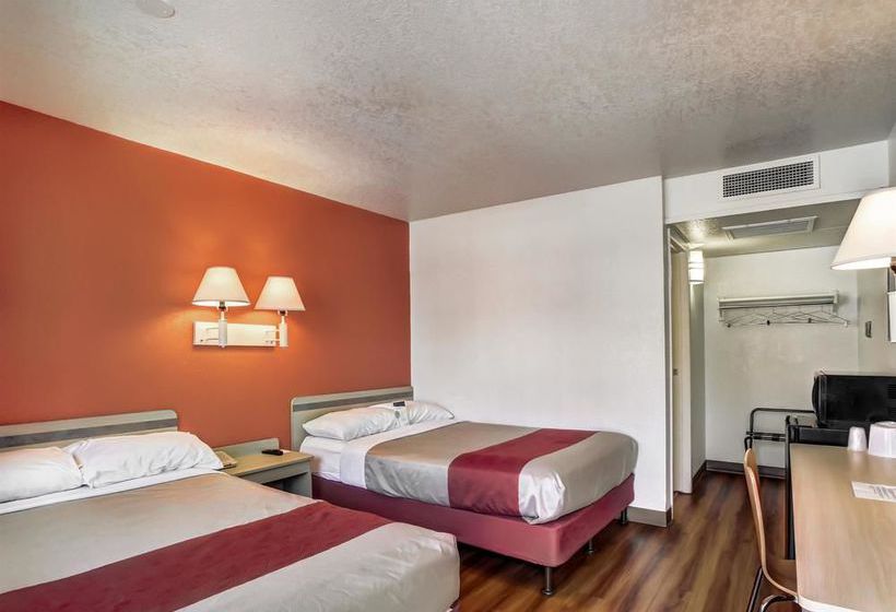 Motel 6 Medford South   | Medford | Oregon | United States 15