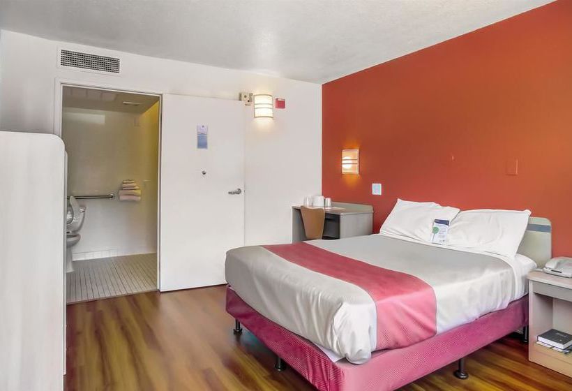 Motel 6 Medford South   | Medford | Oregon | United States 16